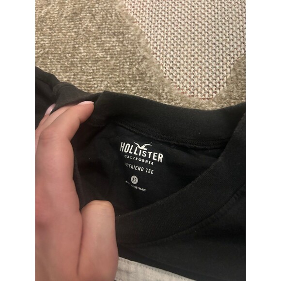 Black and Pink Striped Hollister Cropped Boyfriend Tee - Picture 3 of 3